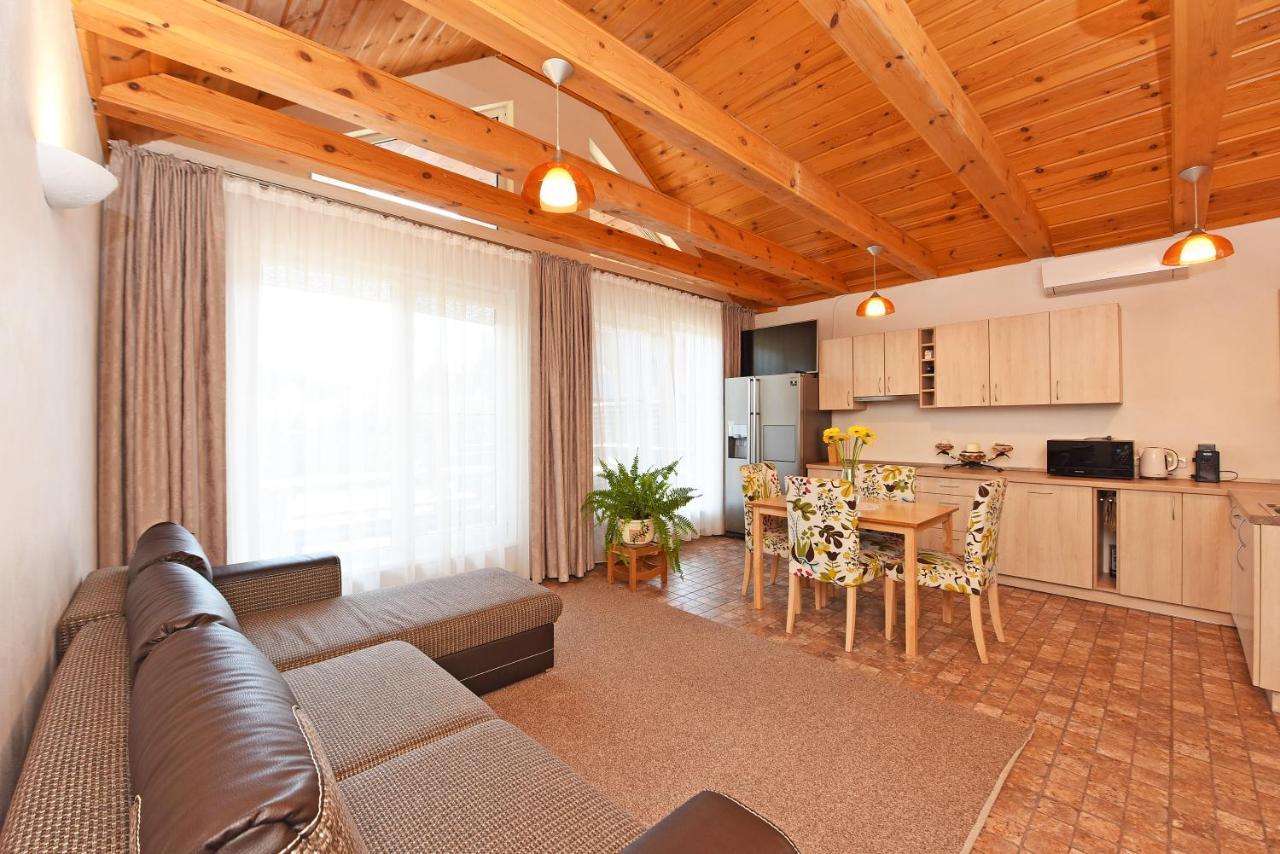 Pajurio Vingis Aparthotel Palanga Ngoại thất bức ảnh