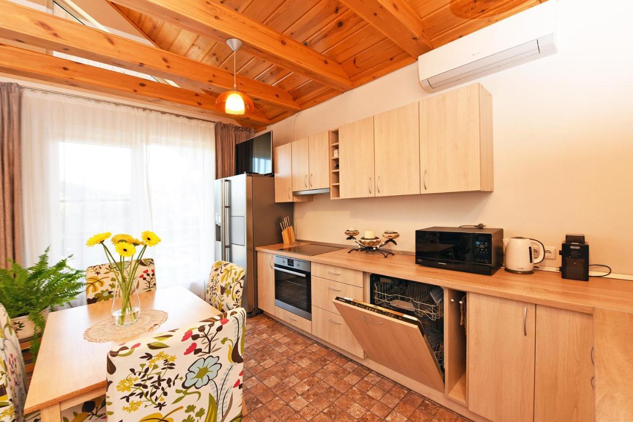 Pajurio Vingis Aparthotel Palanga Ngoại thất bức ảnh