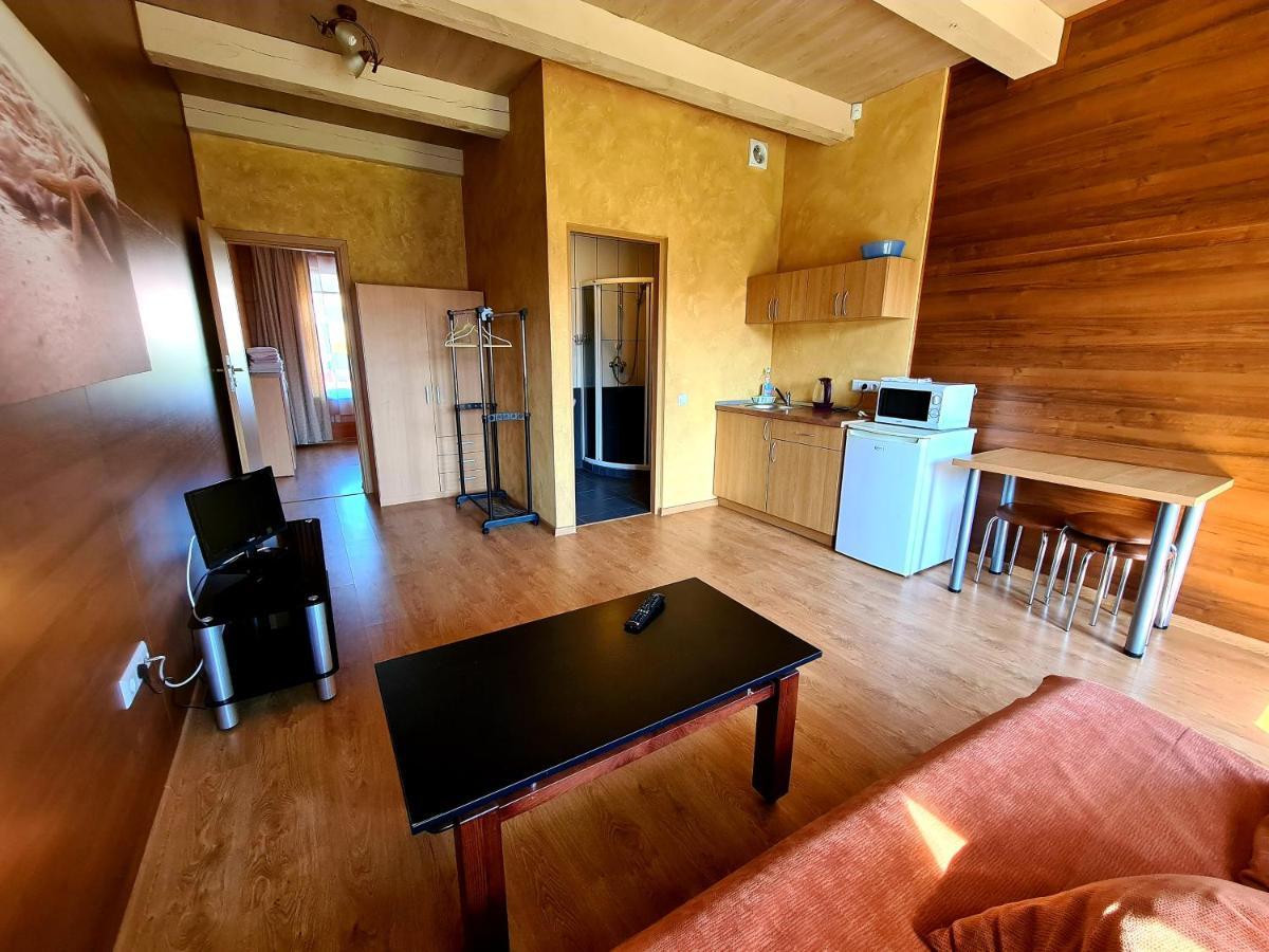 Pajurio Vingis Aparthotel Palanga Ngoại thất bức ảnh